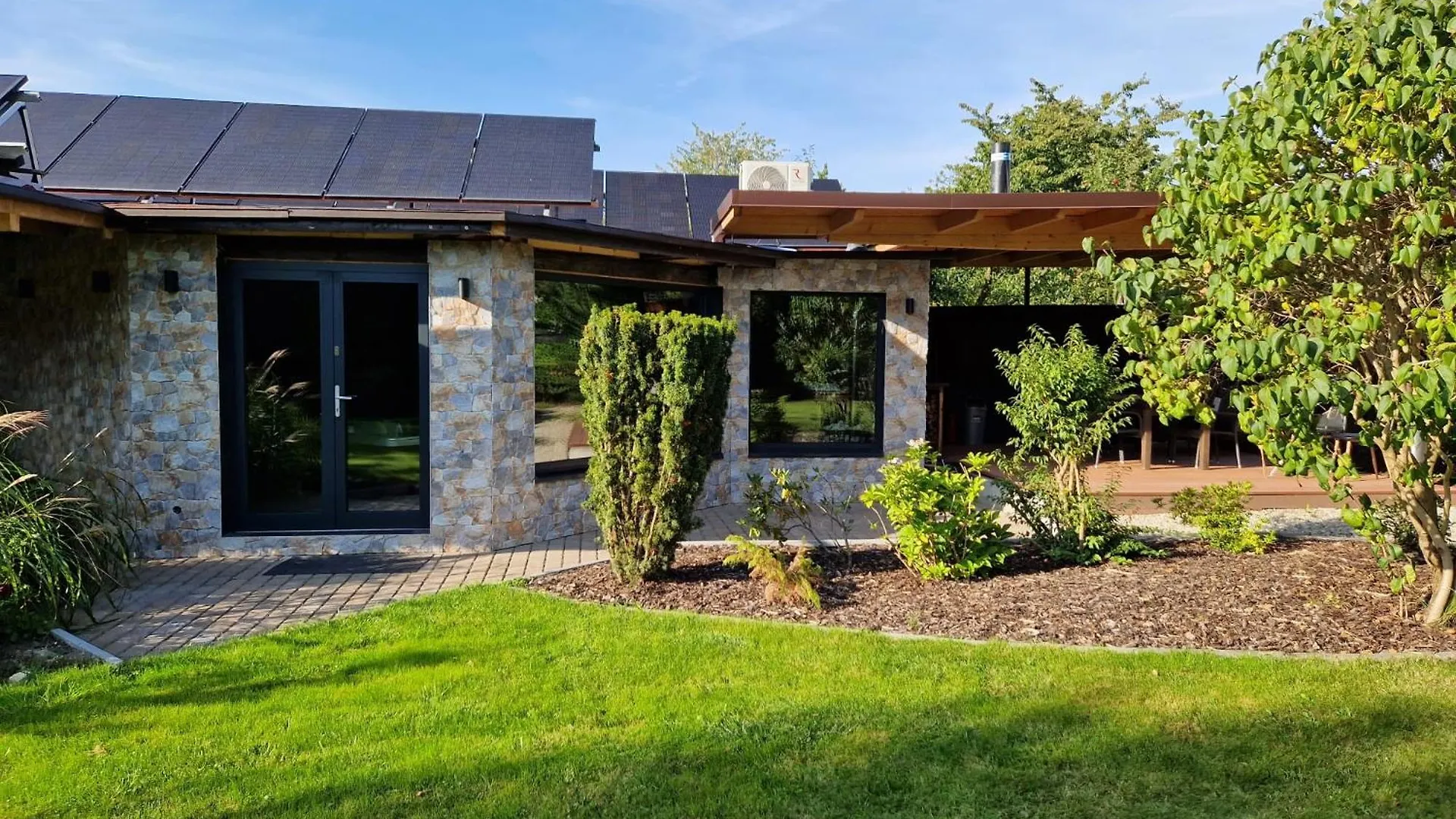 Relax Vila Se Zahradnim Wellness Острава